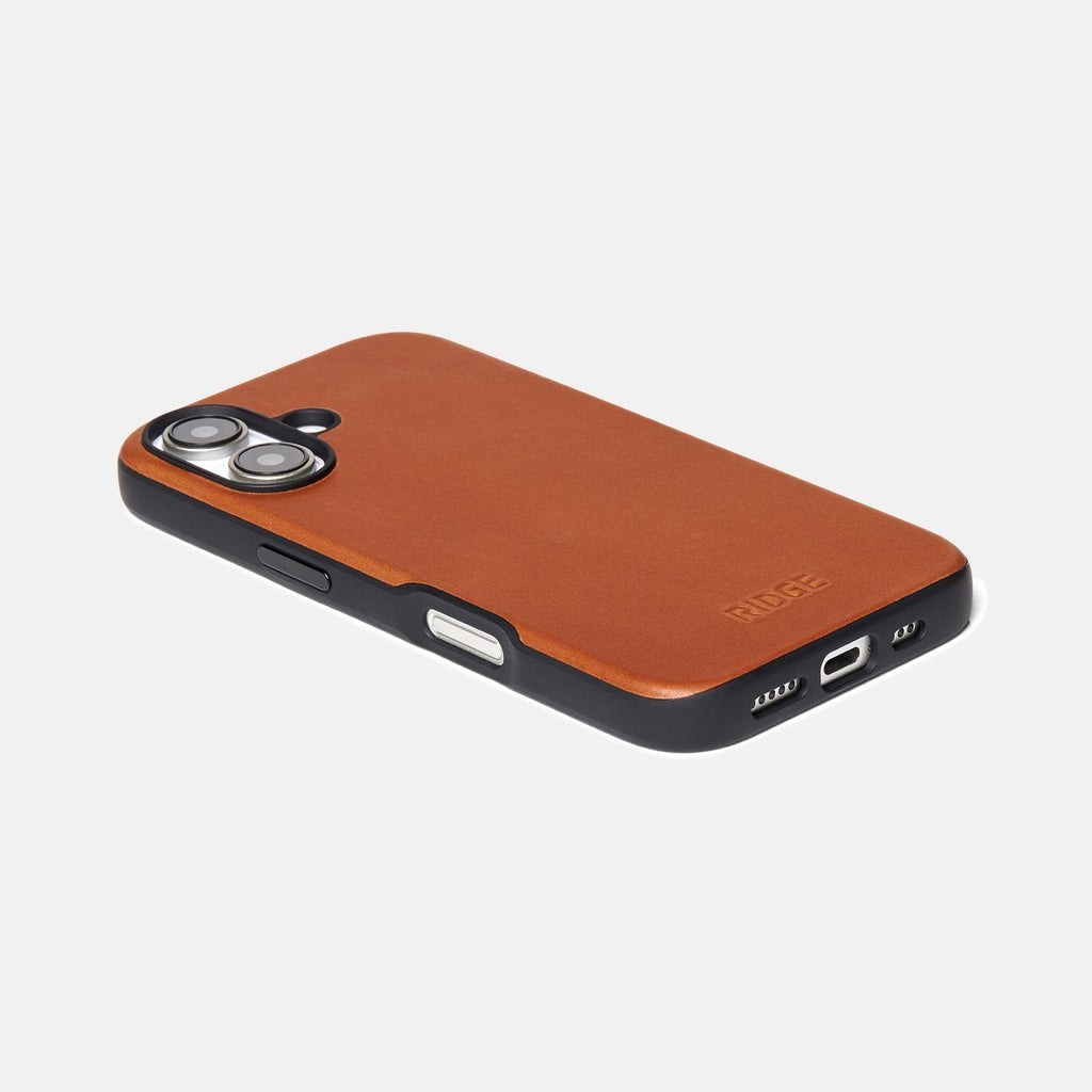 Everyday Phone Case - iPhone 16 - Tobacco Brown Leather